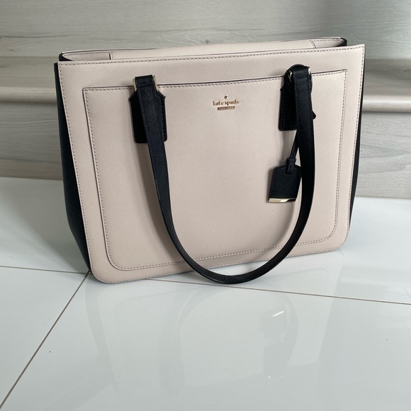 Authentic Kate Spate purse. Cream and black. - Picture 2 of 10